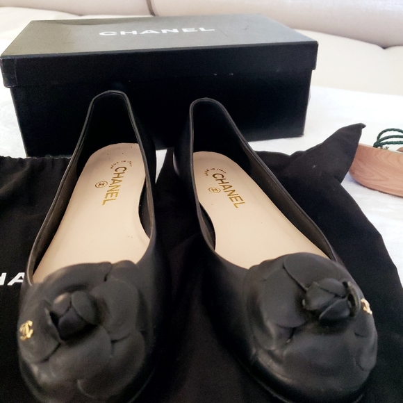 Chanel Camellia flats, size 38.5, black - Picture 2 of 14